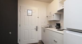 Crestwood Suites Of Newport News Extérieur photo