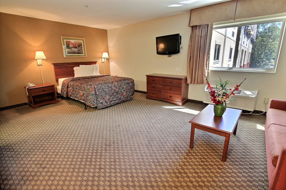 Crestwood Suites Of Newport News Extérieur photo